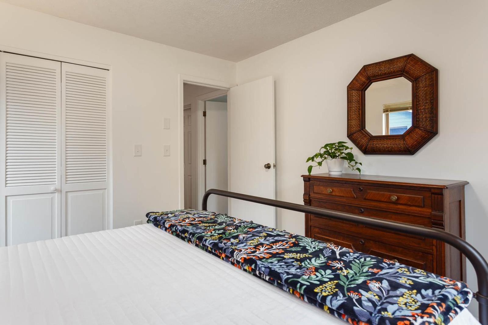 Hendo Hideaway Unit B 2bed,1 Bath * Hendersonville